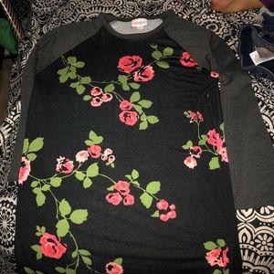 LulaRoe T-shirt